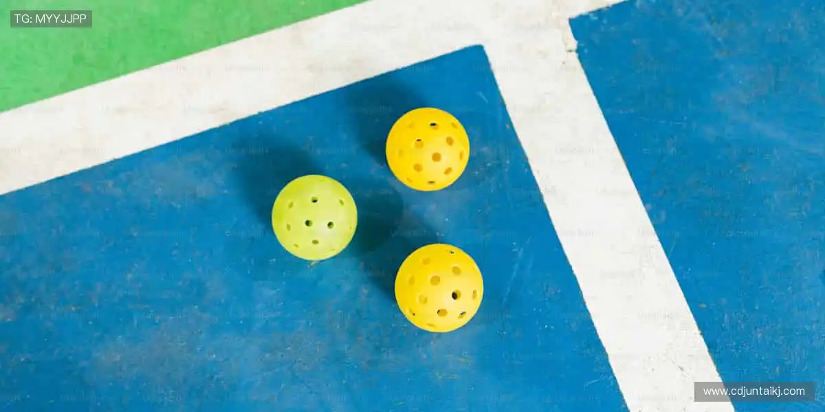 「从球衣到签名纪念品，你的热爱值得专属收藏！🎯点击探索，把偶像带回家！」